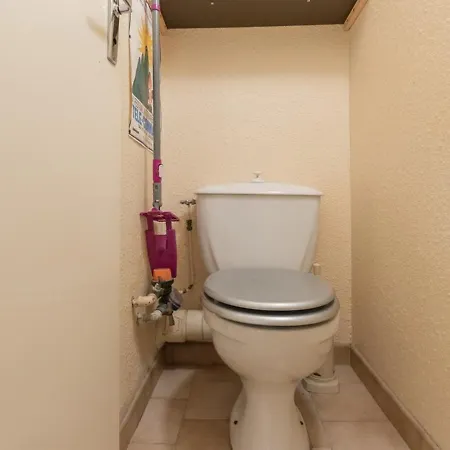Skis Aux Pieds Avec Double Balcon, Acces Piscine, Proche Commerces Et Telesiege - Fr-1-267-179 Appartement